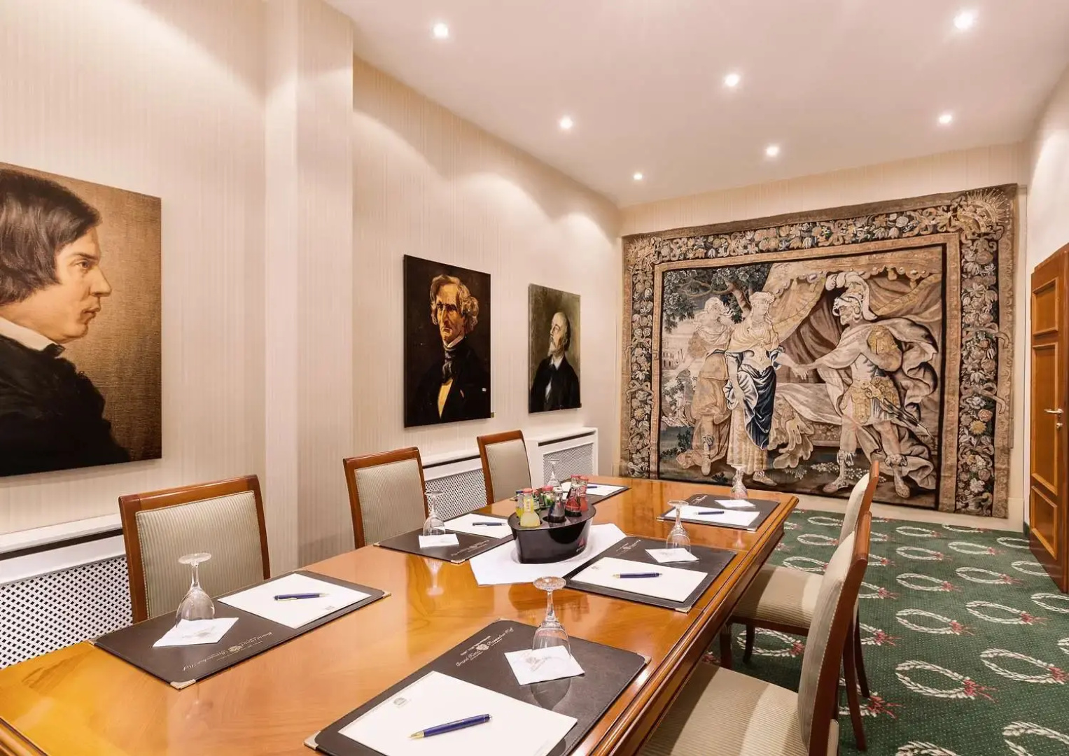 Best Western Premier Grand Hotel Russischer Hof