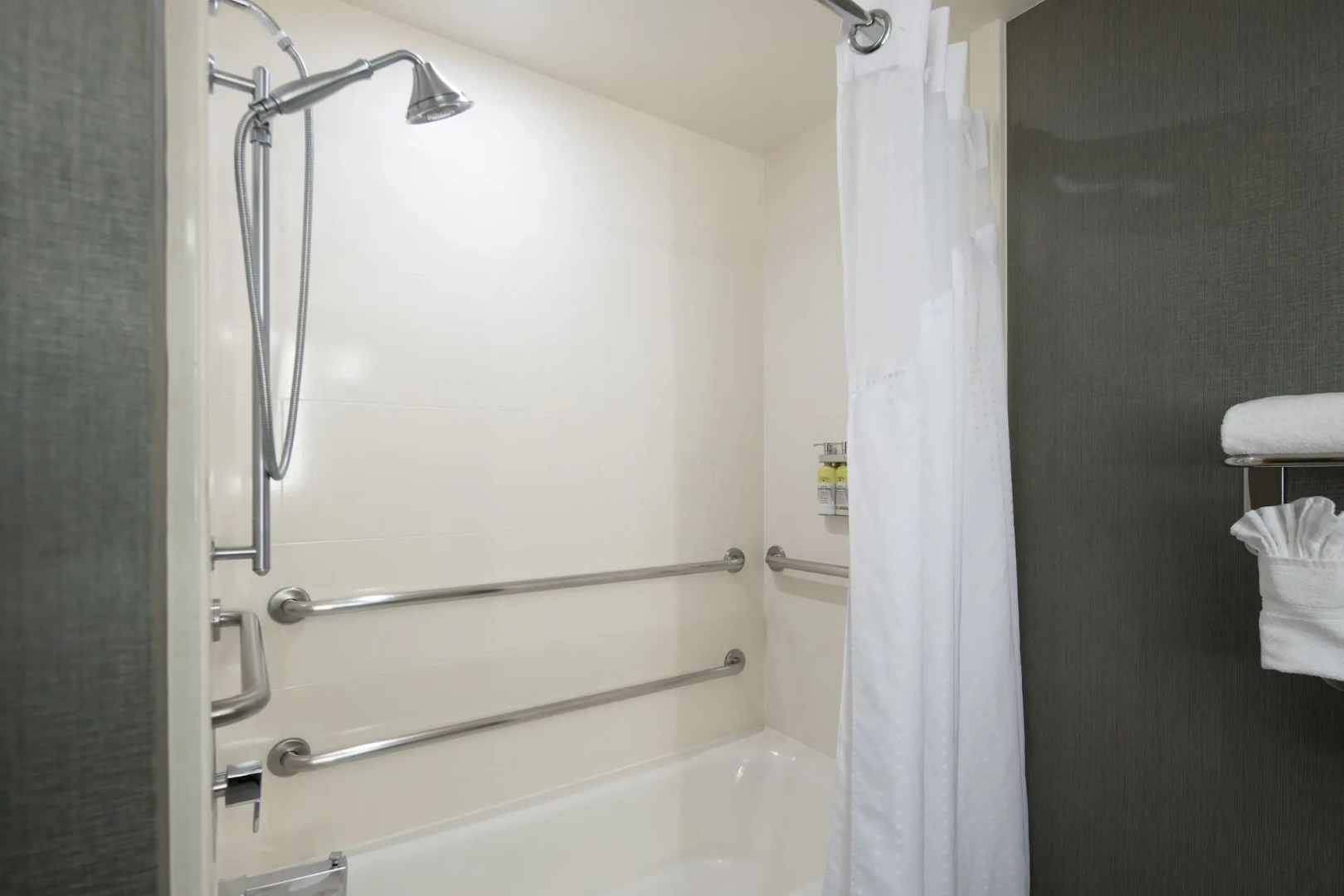 Holiday Inn Express Redwood City-Central by IHG