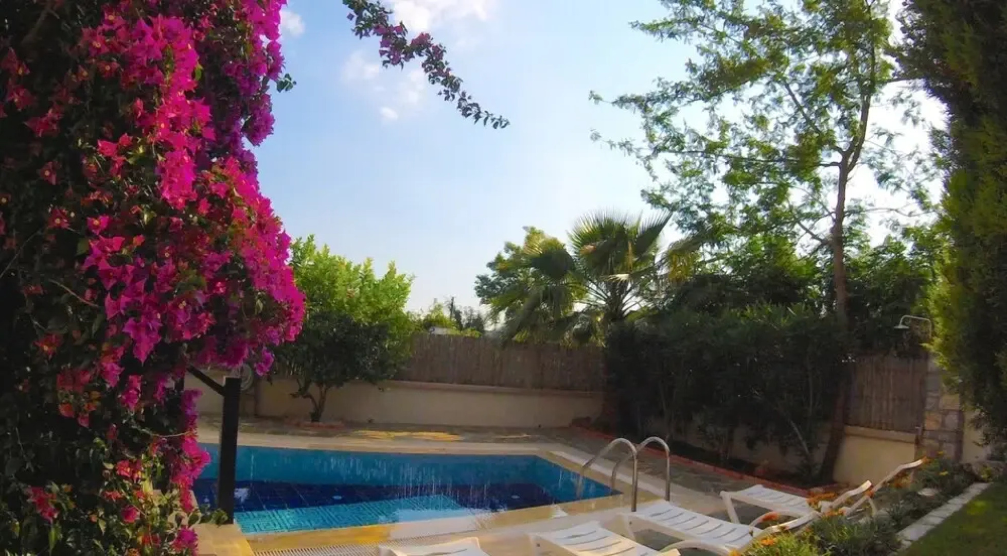 Villa Luna By Villa Safiya