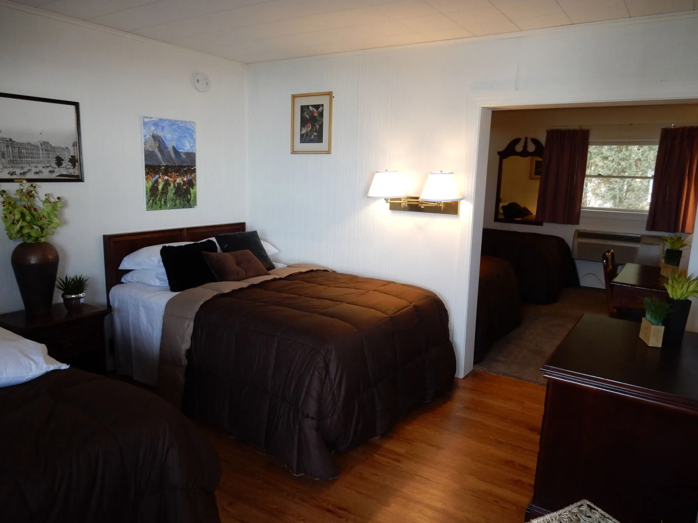 South Broadway Inn and Spa