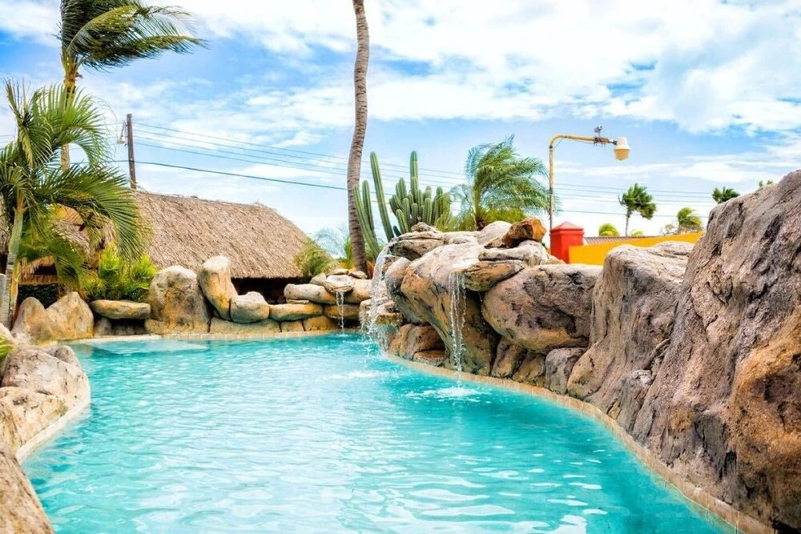 Sea Breeze Ocean Studio 1 at Mangel Halto Beach