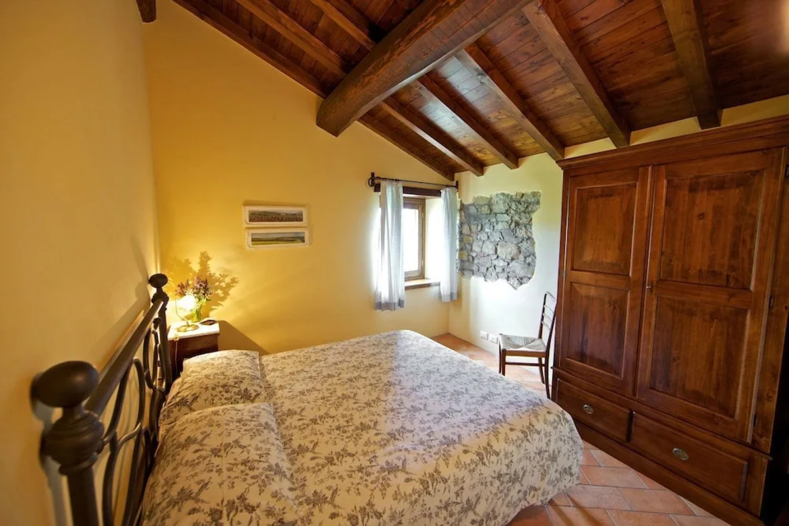 Wonderful private villa for 10 people with private pool, WIFI, TV, terrace, pets allowed and par...