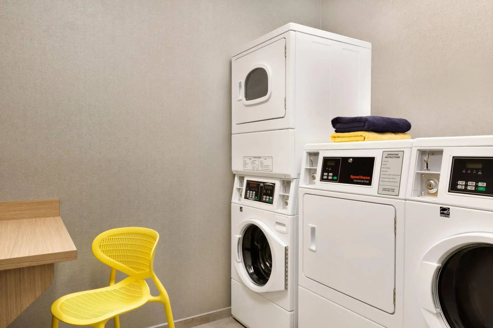 Tru by Hilton Lancaster East