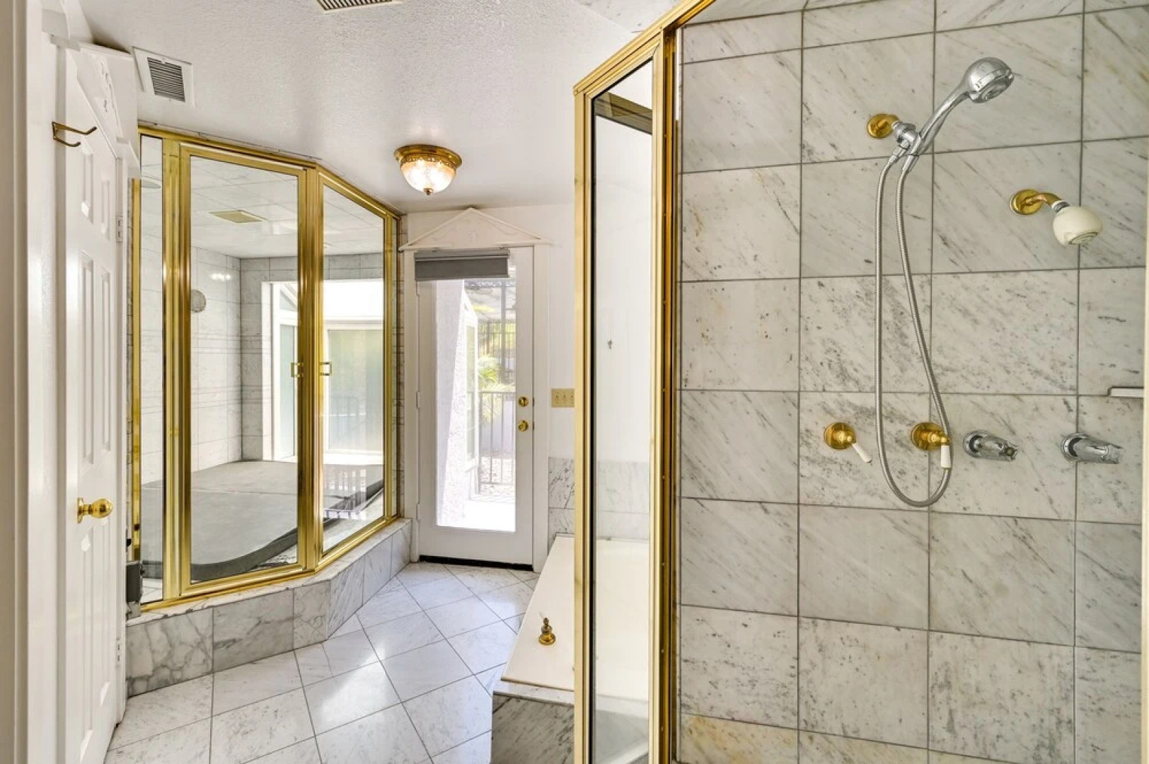 El Cajon Home w/ Pool & Views: 15 Mi to San Diego!