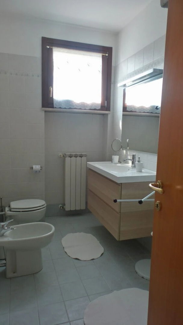 Blue Garda Apartments