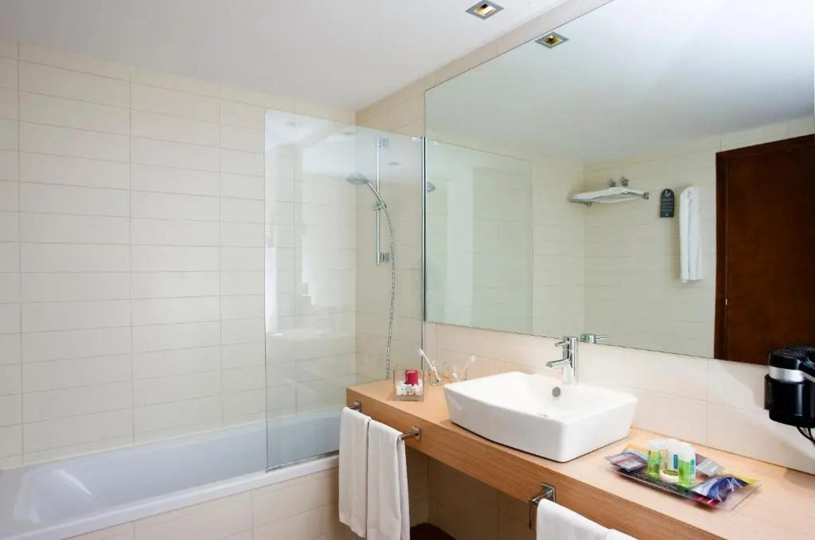 Occidental Pueblo Acantilado