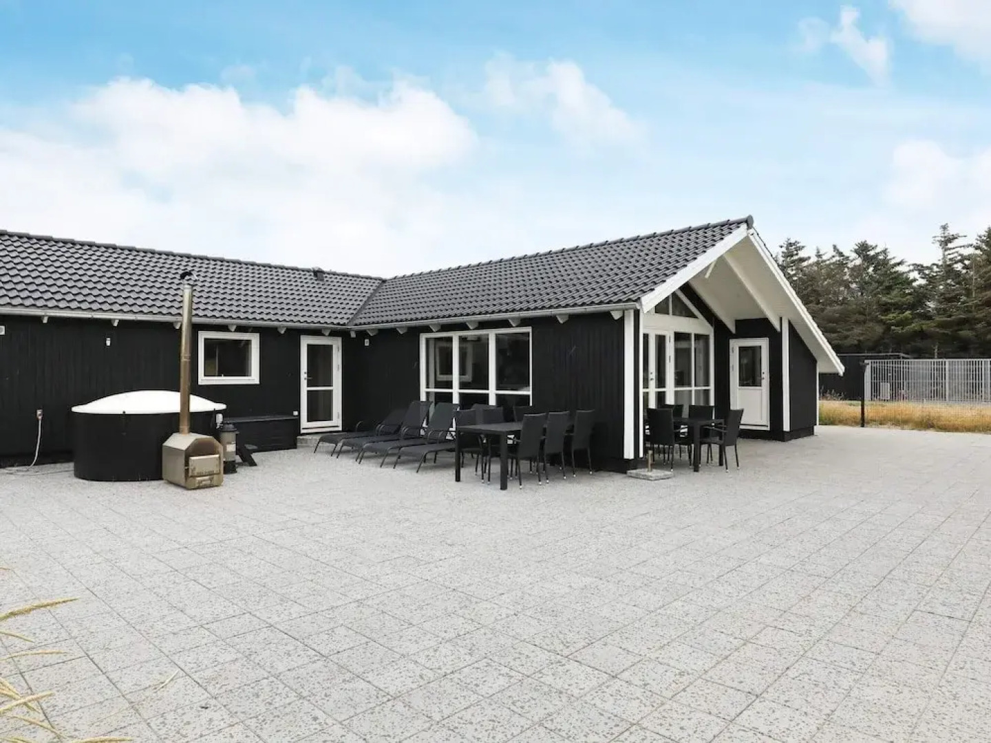 10 Person Holiday Home in Lokken-by Traum