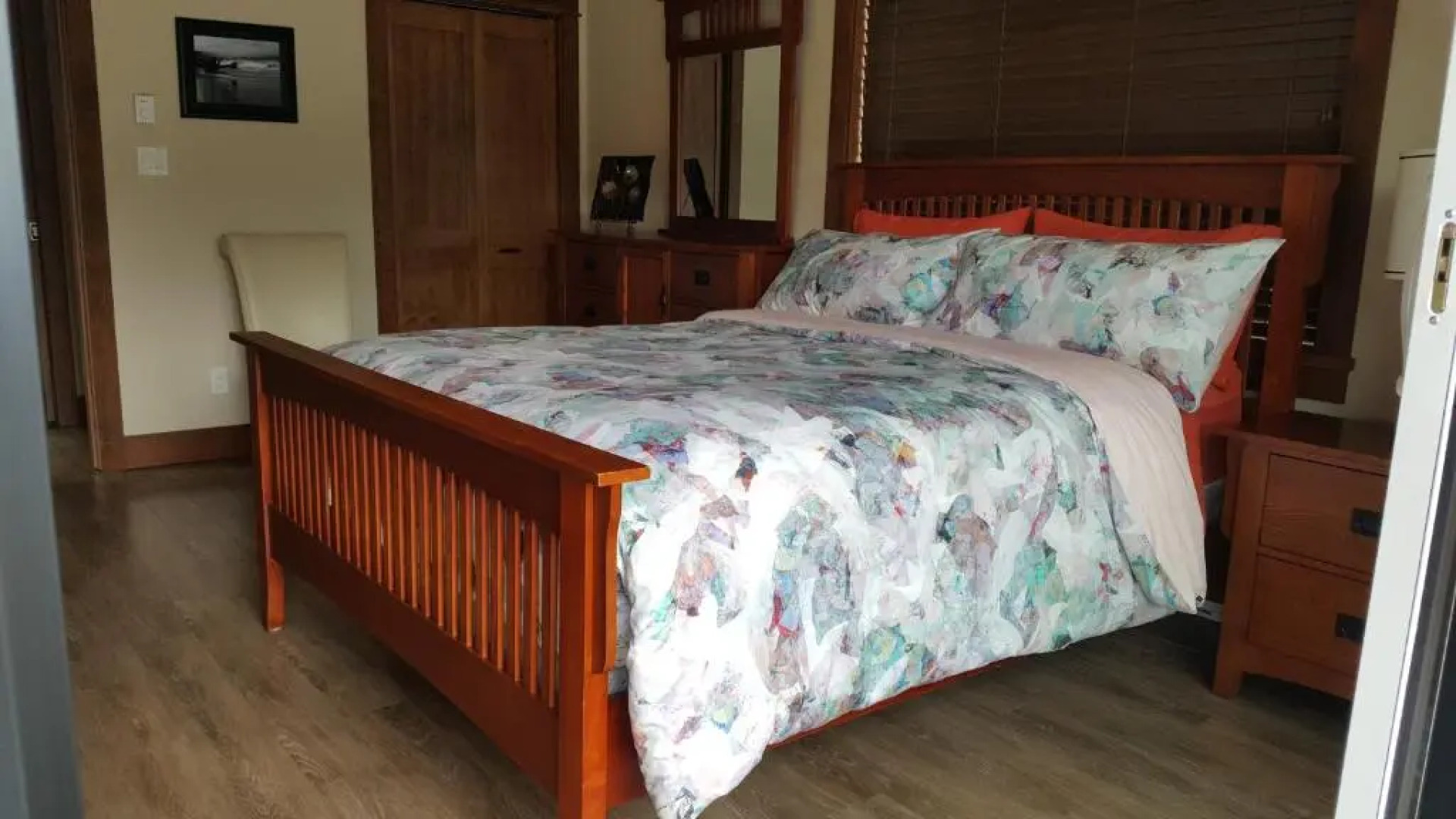 Tilby's Rainbow Cottage