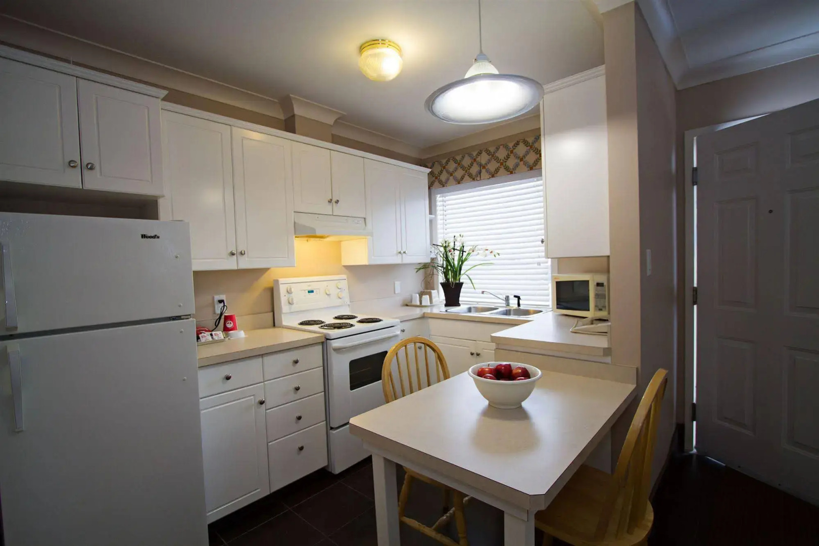 Glenwood Inn & Suites