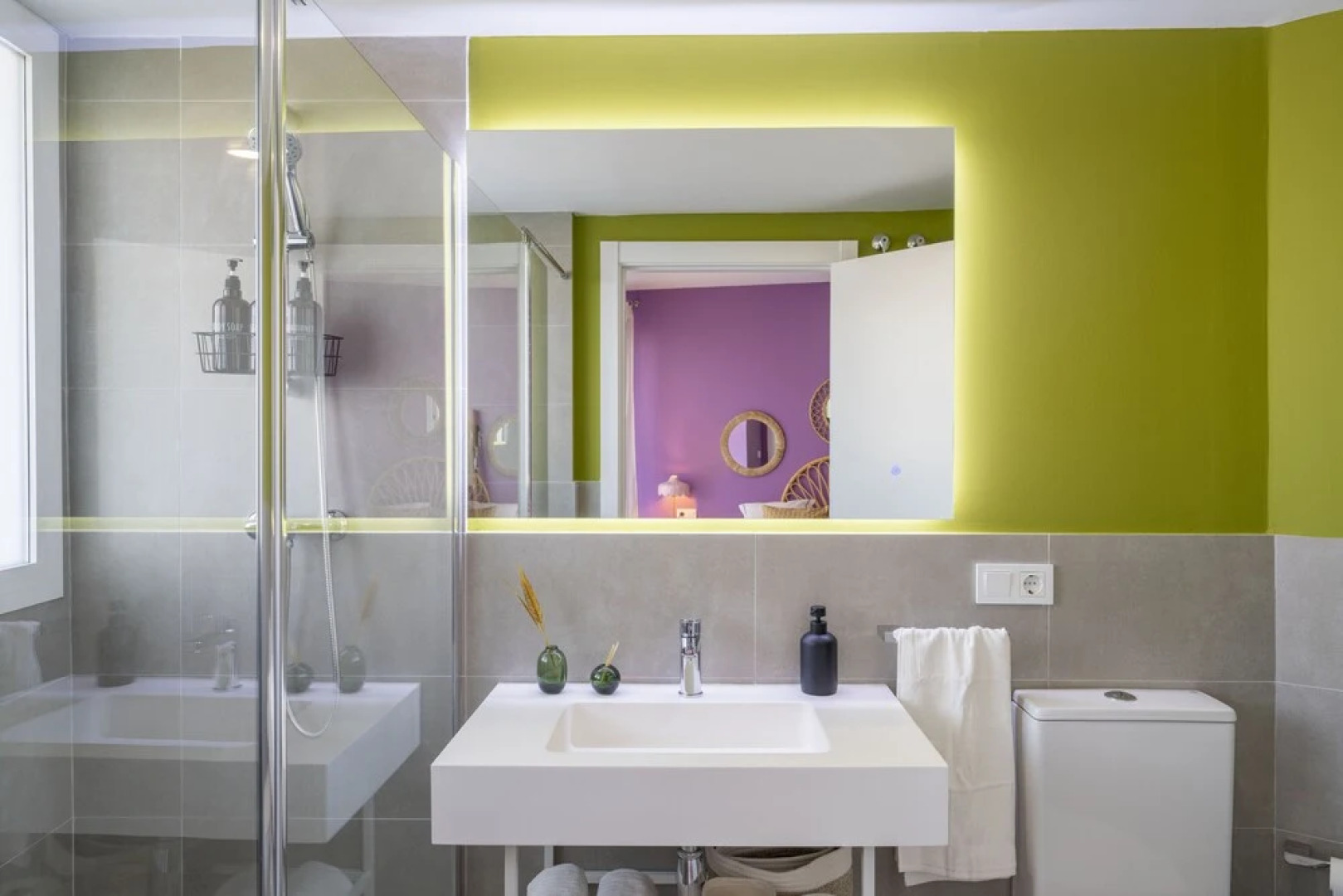 Gran Canet 2BR - Sea Views, Pools & Gym