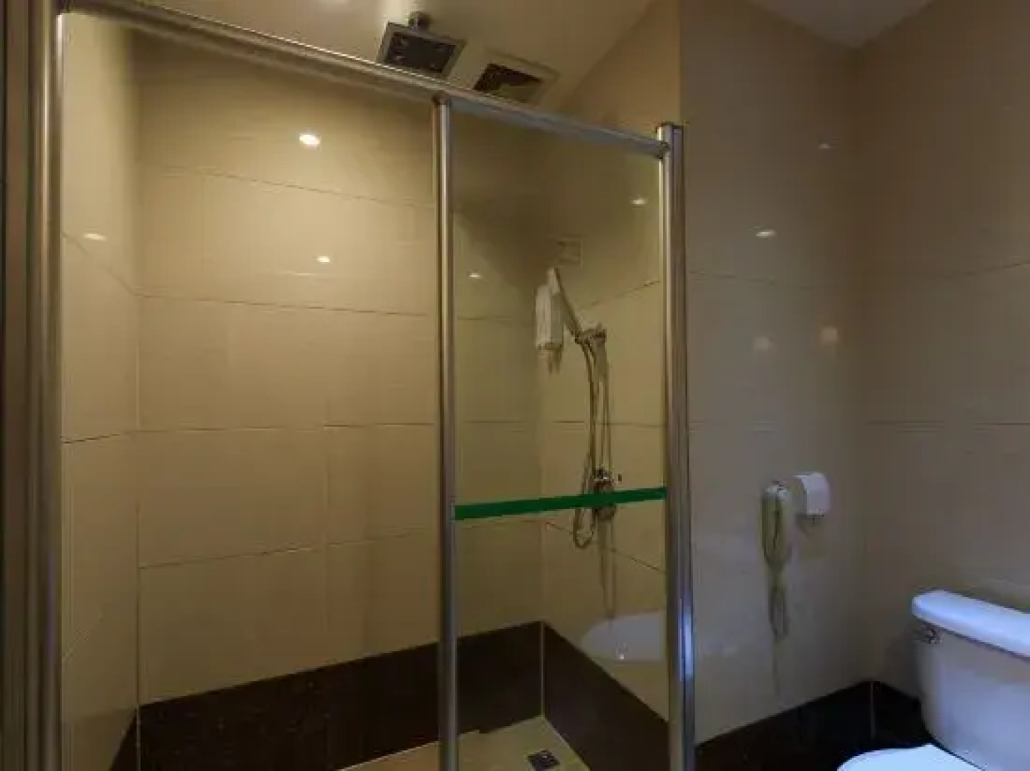 Yijia San Jiang Hotel