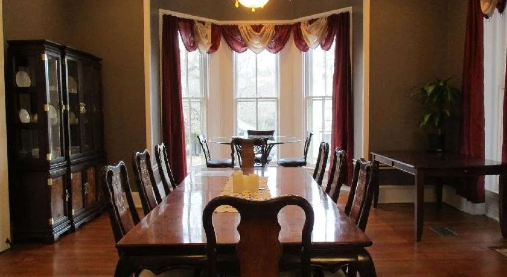 Cook Mansion Bed & Breakfast