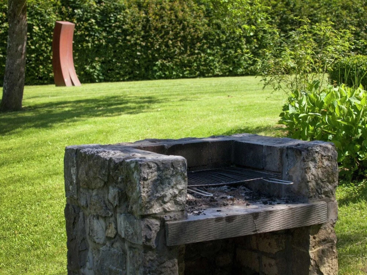 With Billiards, Table Tennis and Collection of Modern art in a Rural Setting