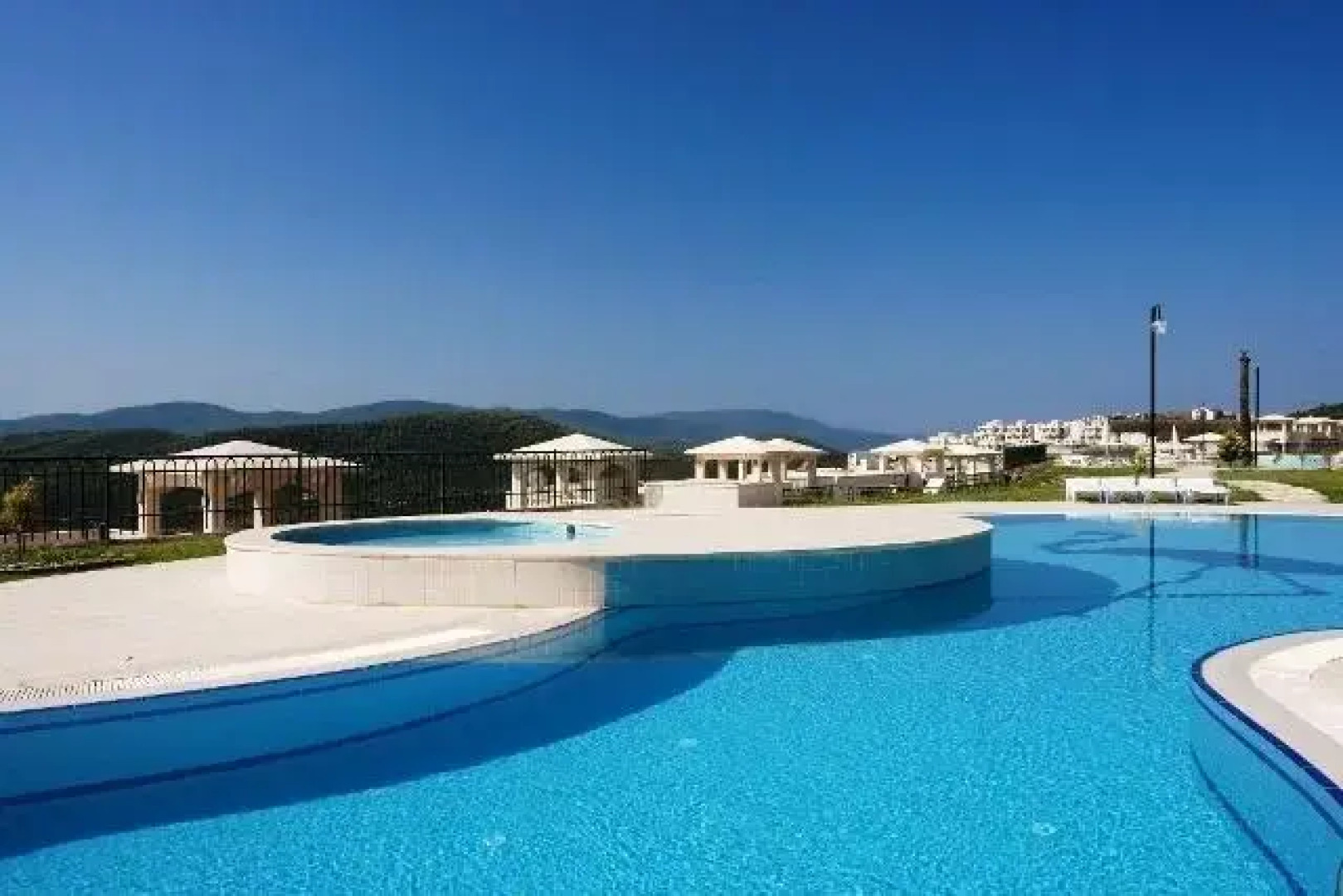 Flamingo Country Residences