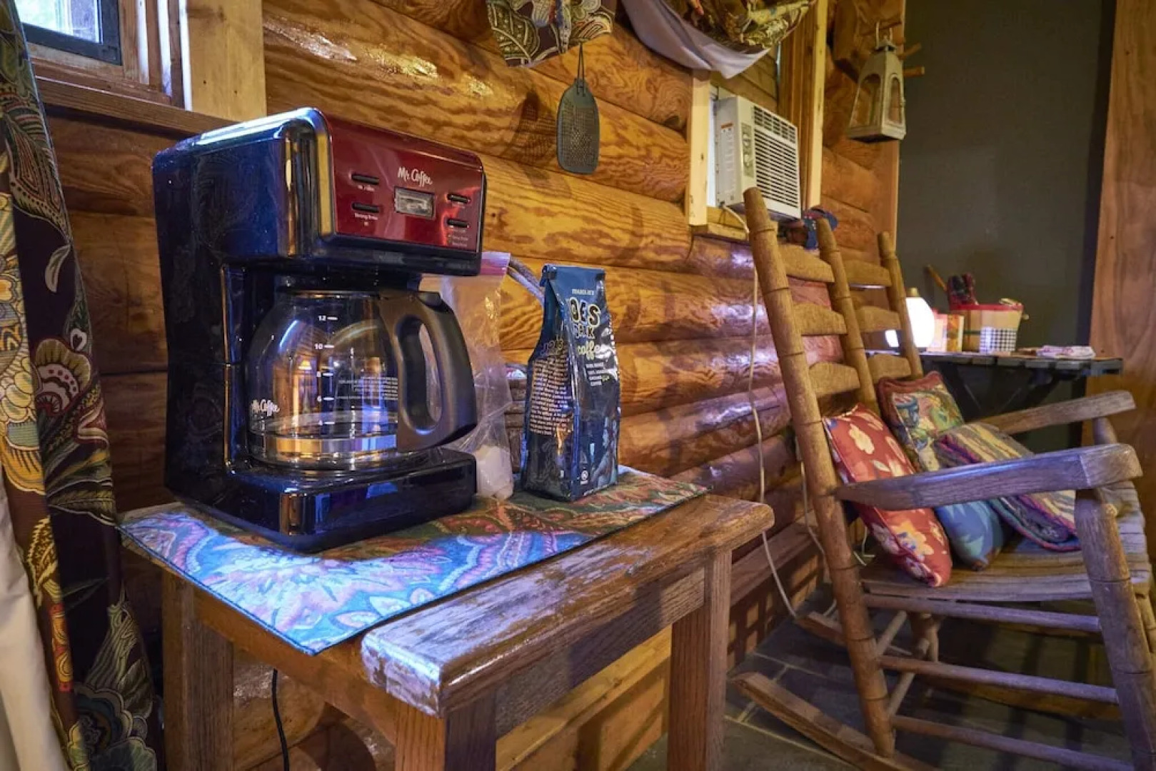 Creekwalk Inn and Cabins