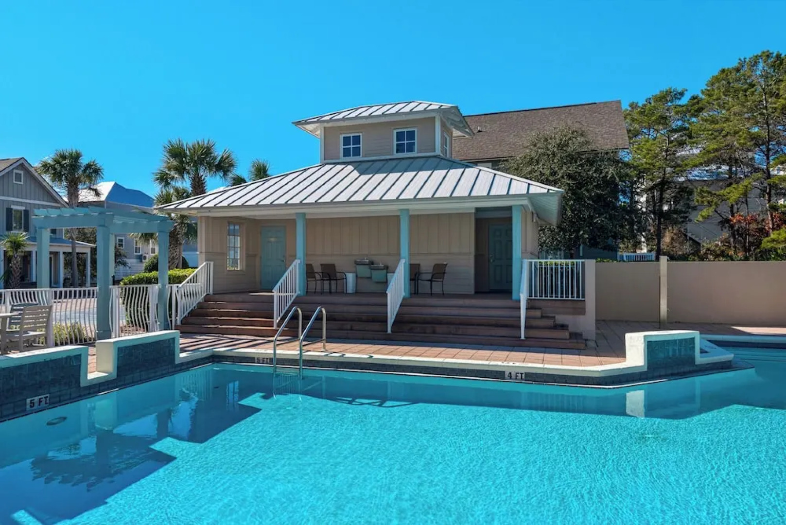 Spacious 4BR With 2 Master Suites, Golf Cart, .3 Miles to Beach - Sleeps 15