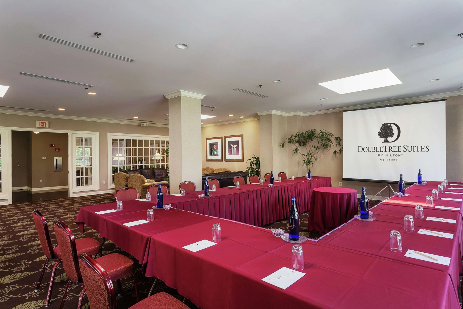 DoubleTree Suites by Hilton Hotel Mt. Laurel