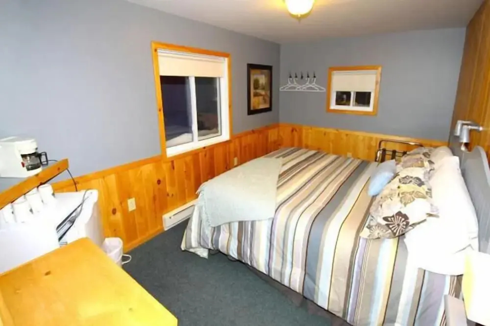 Spectacle Lake Lodge