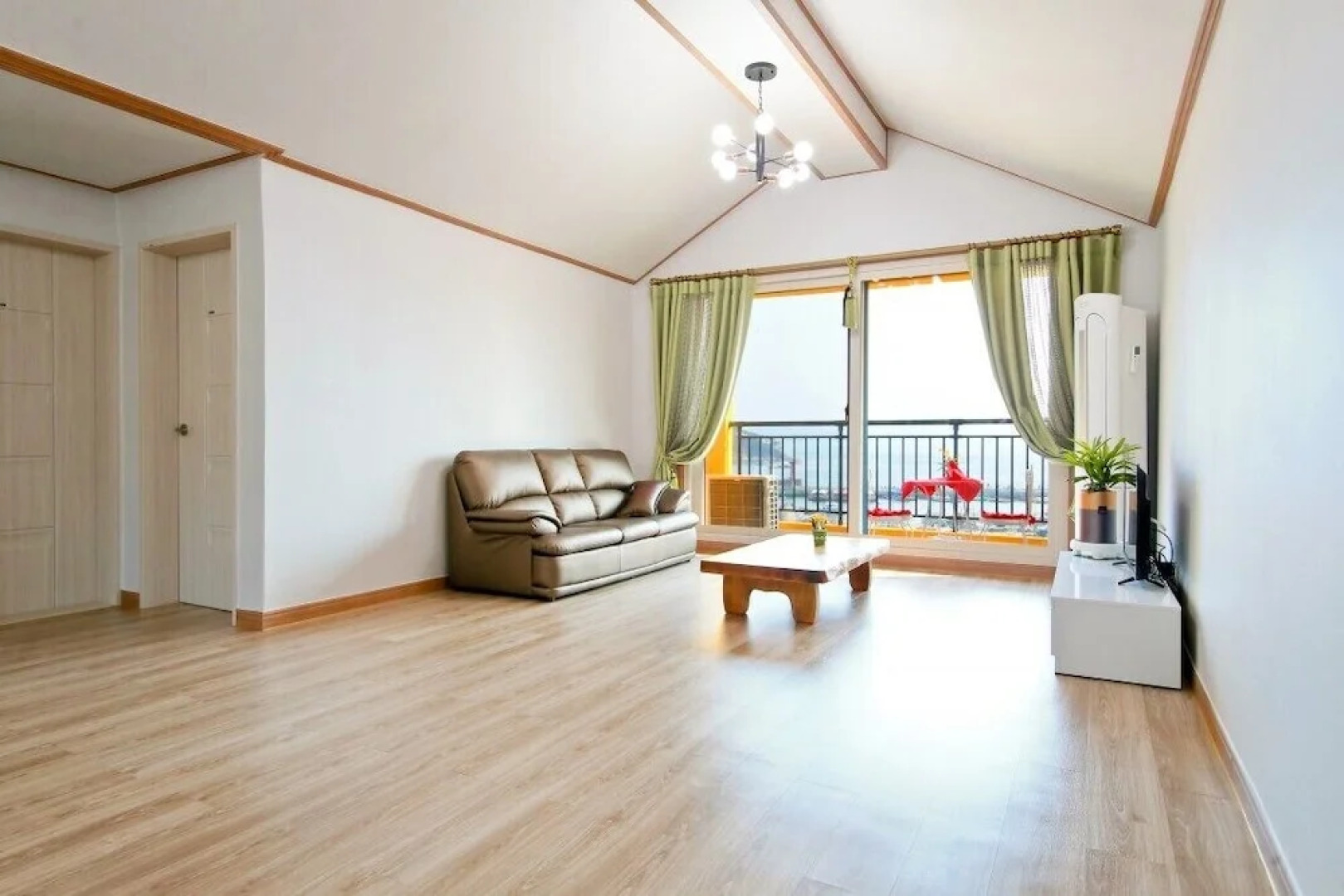 Changwon Gwaengibada Pension