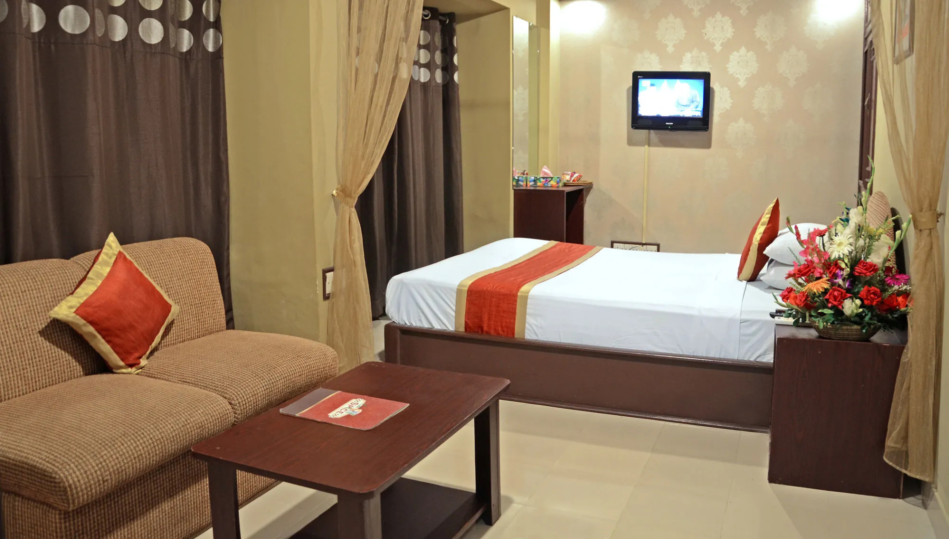 Grand Dhaka Hotel