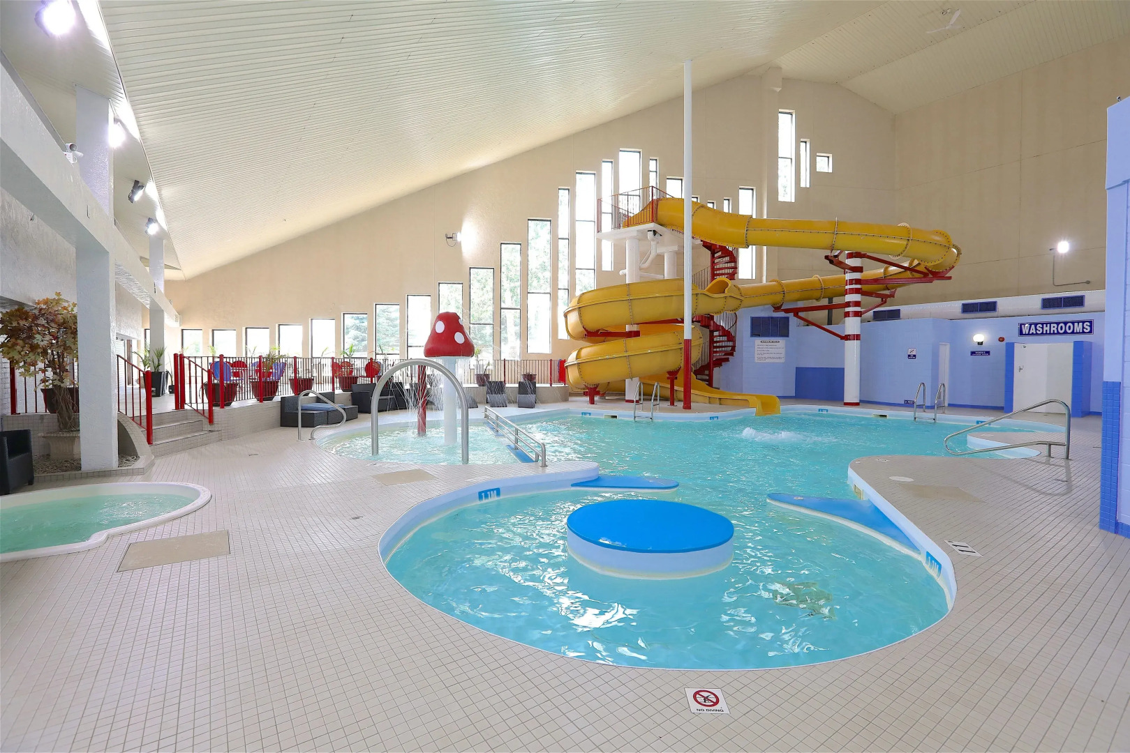 Medicine Hat Inn & Suites