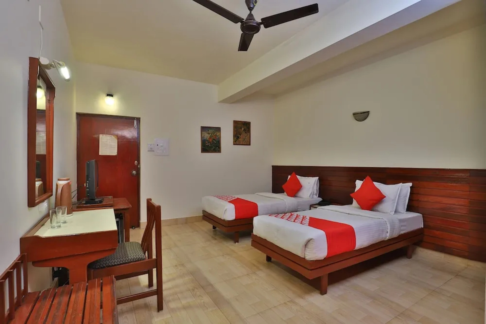 OYO 24534 Hotel President