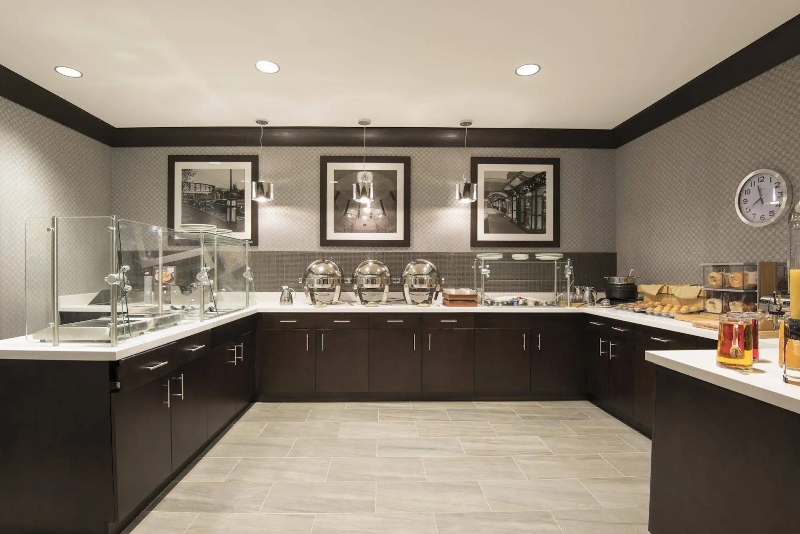 DoubleTree by Hilton Schenectady Downtown