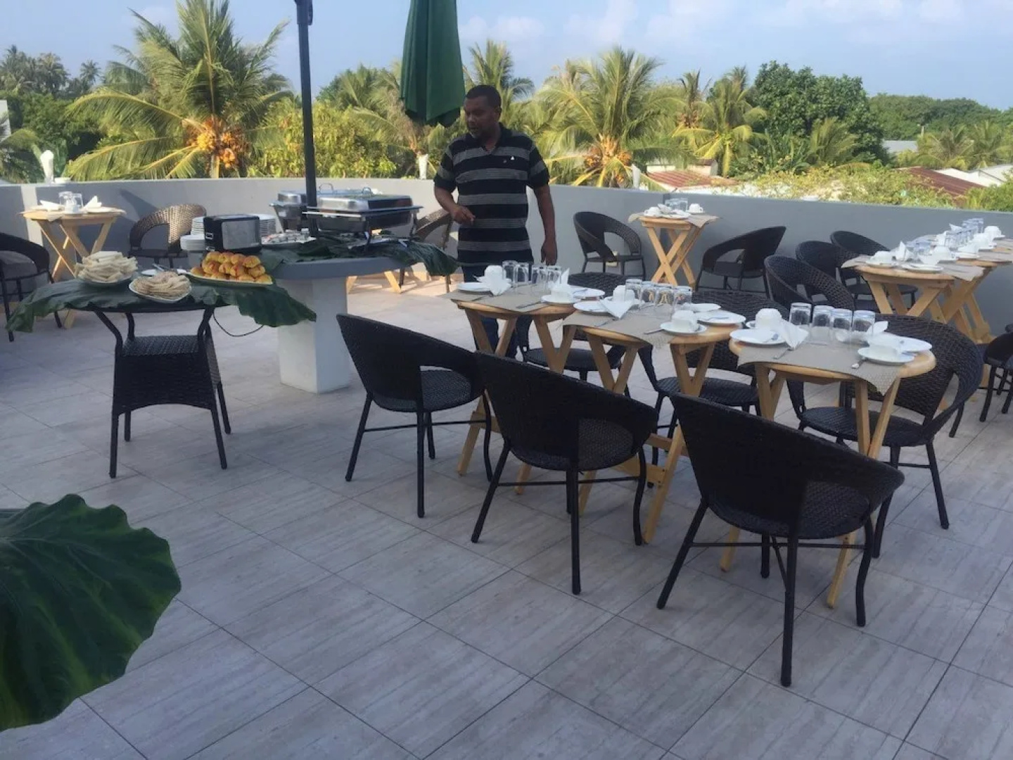 Five Coral Inn