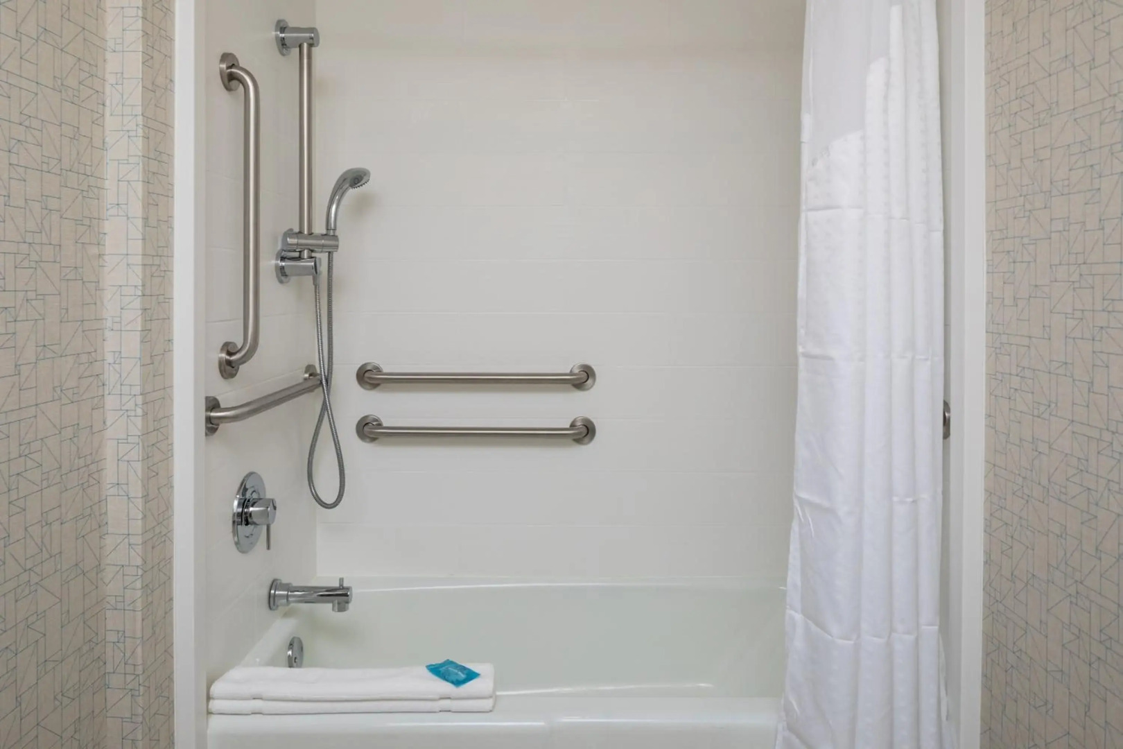 Holiday Inn Express Atlanta Airport - College Park by IHG