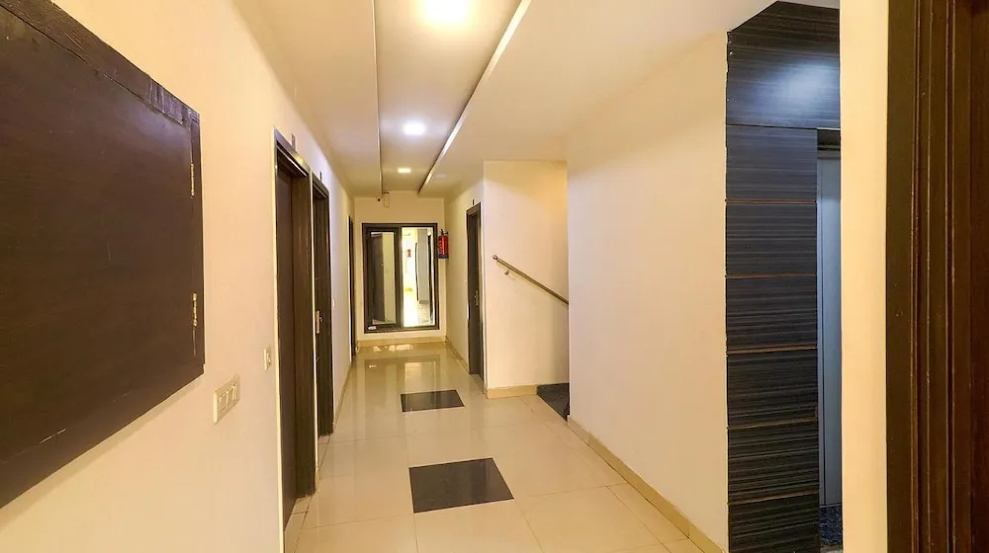 Hotel Star Metro Inn By GRB
