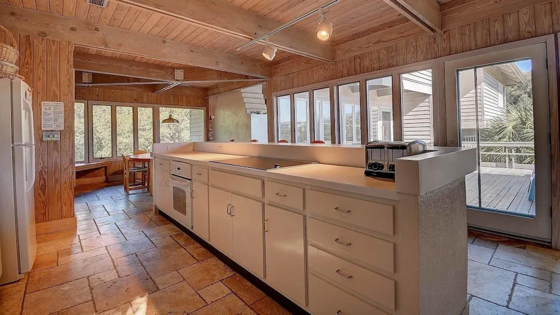 104 the Nautilus 5 Br Home by RedAwning