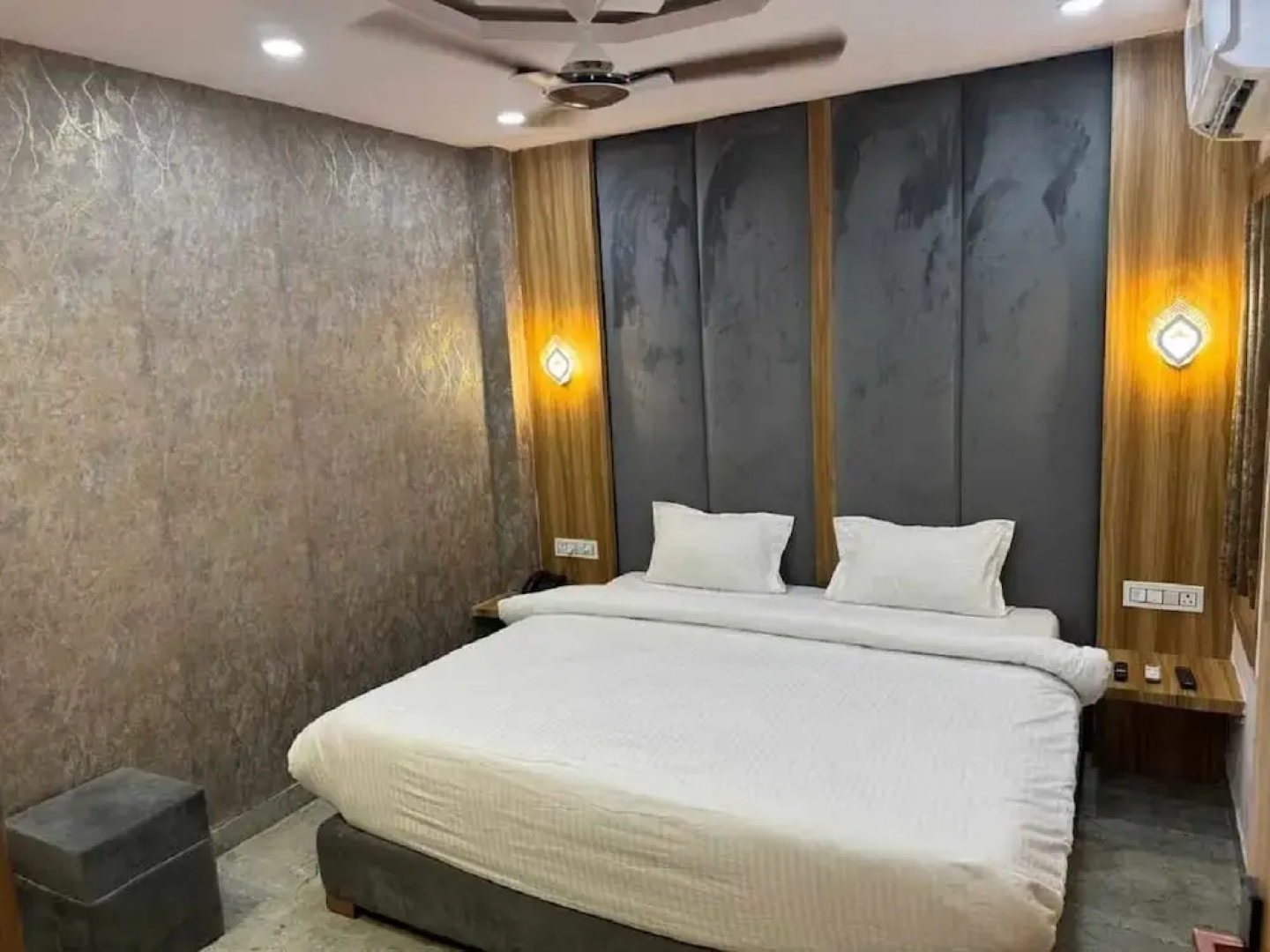 Hotel Maa Parvati Residency - Chitrakoot
