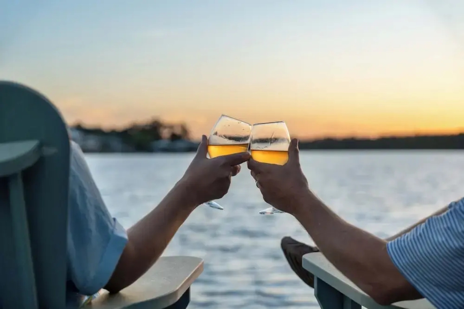 Secluded Waterfront Retreat for 23 Dock, Pets OK