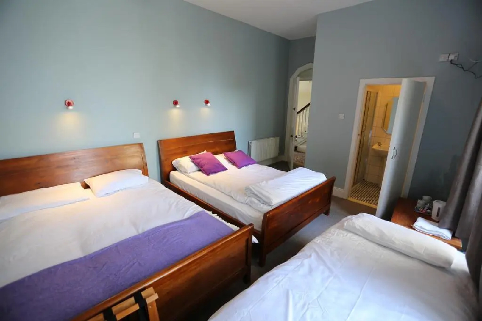 Rolling Wave Guesthouse