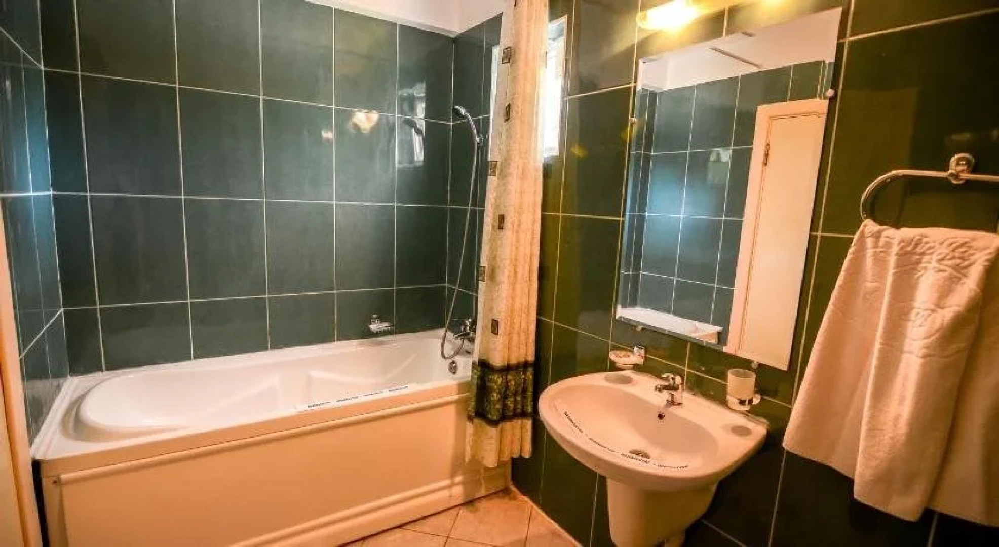 Majestic Jupiter Hotel