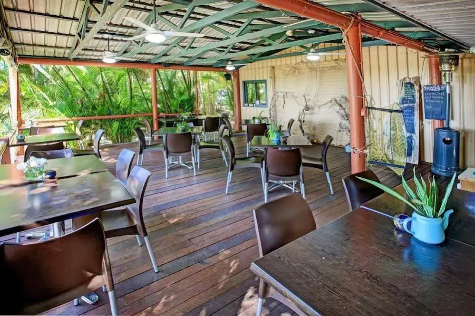 1770 Holiday Village