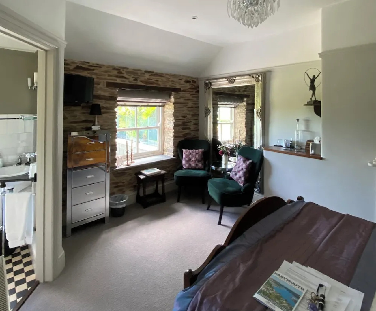 Downton Lodge Country B&B