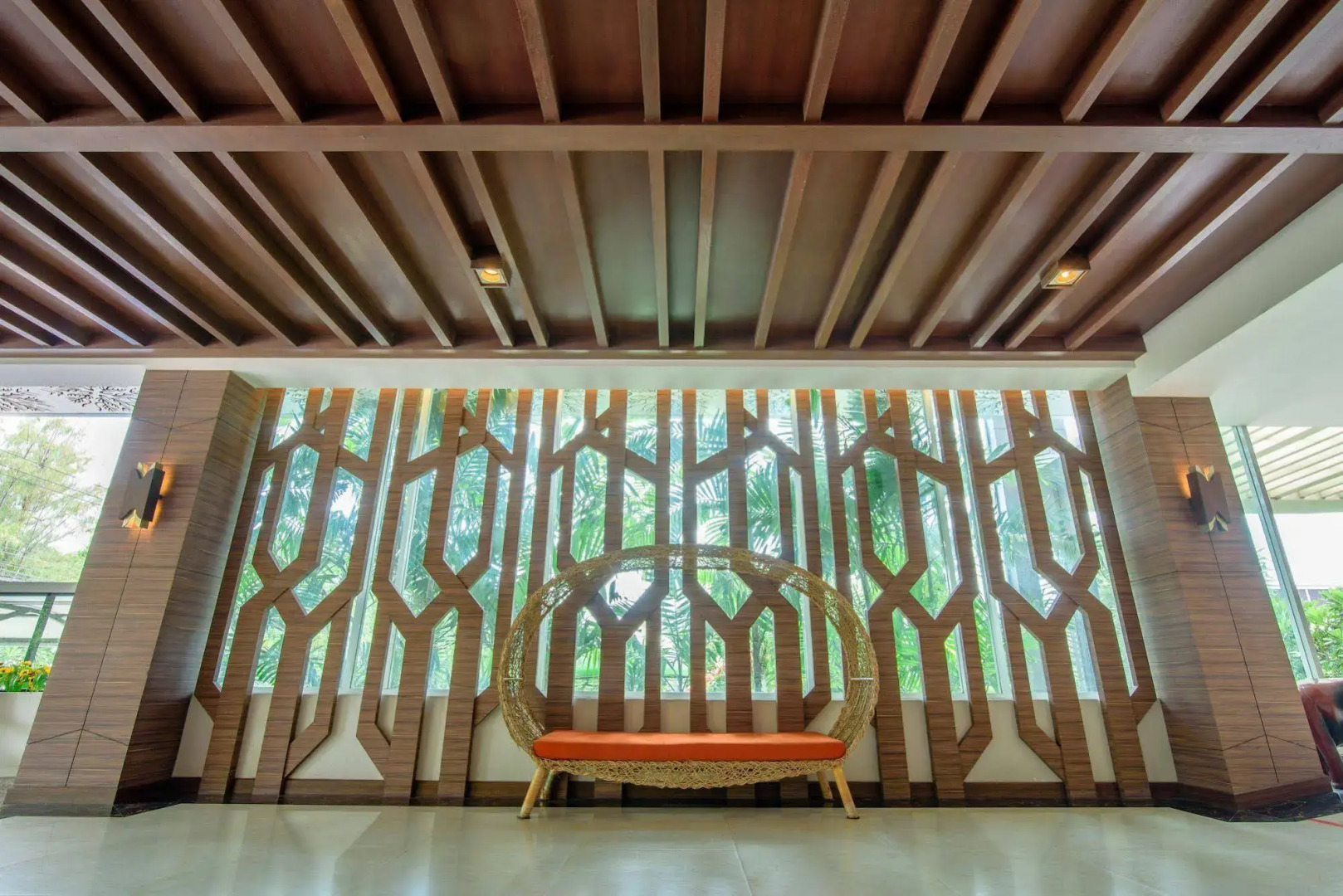 Golden Beach Cha-Am Hotel