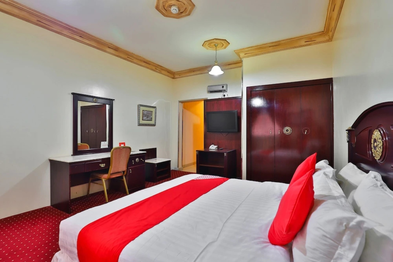 OYO 380 Crown Hotel Najran