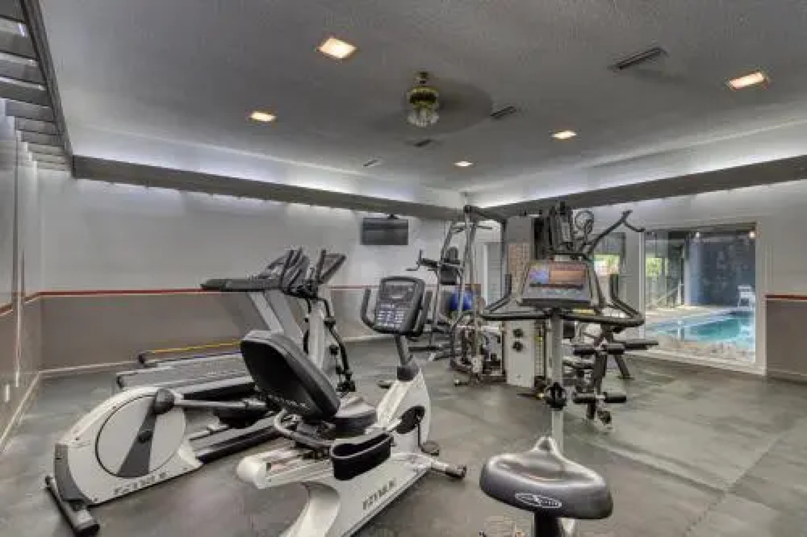 Windward Pointe 1002