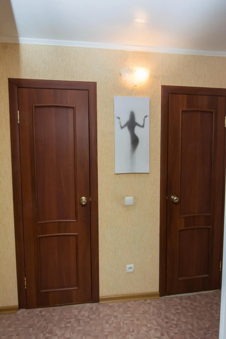 Мода в доме на проспекте Абая 105