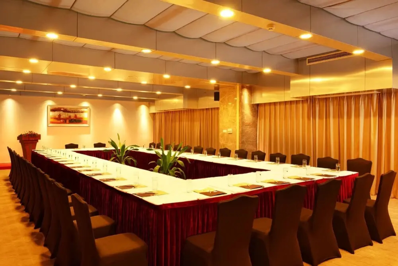 Jiaxing Leeden Hotel