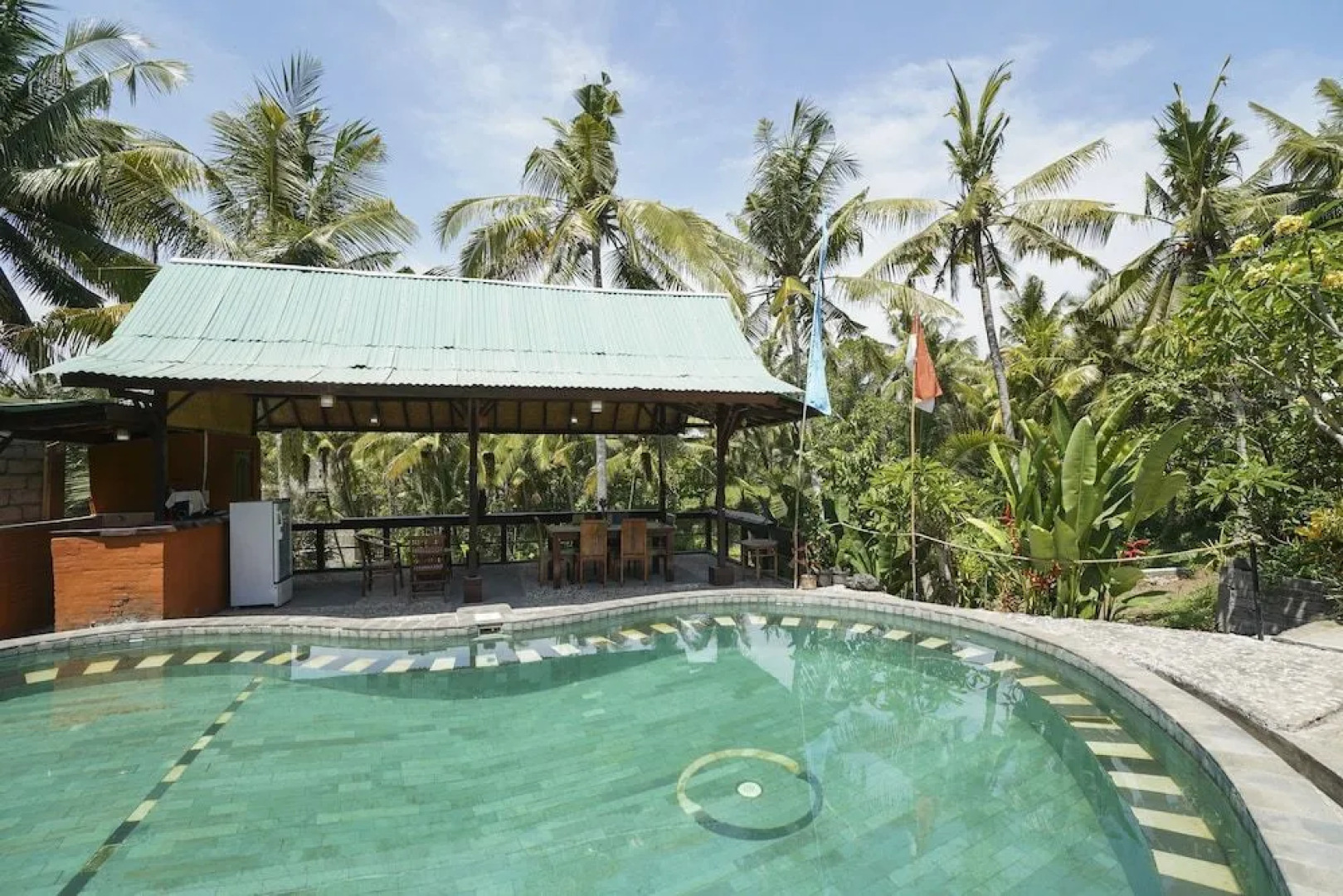 Oyo 1946 Terrace Campuhan