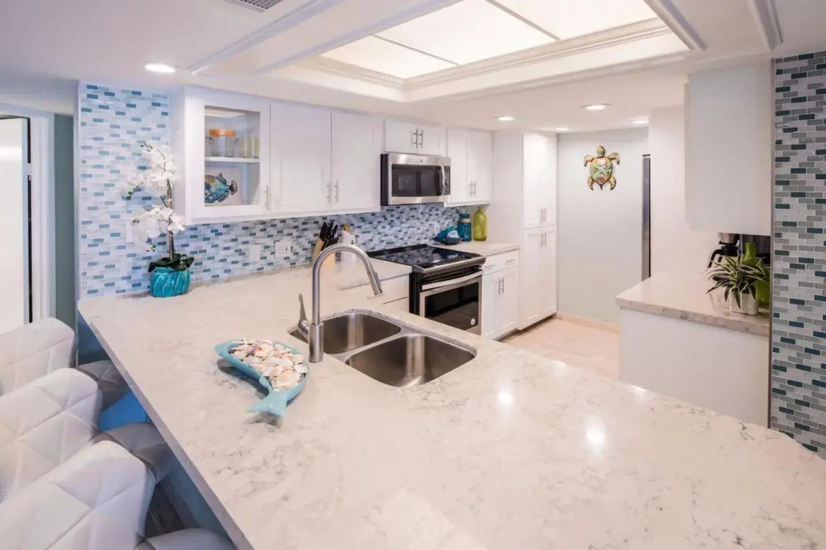 Saida III Condominiums - by Island Services