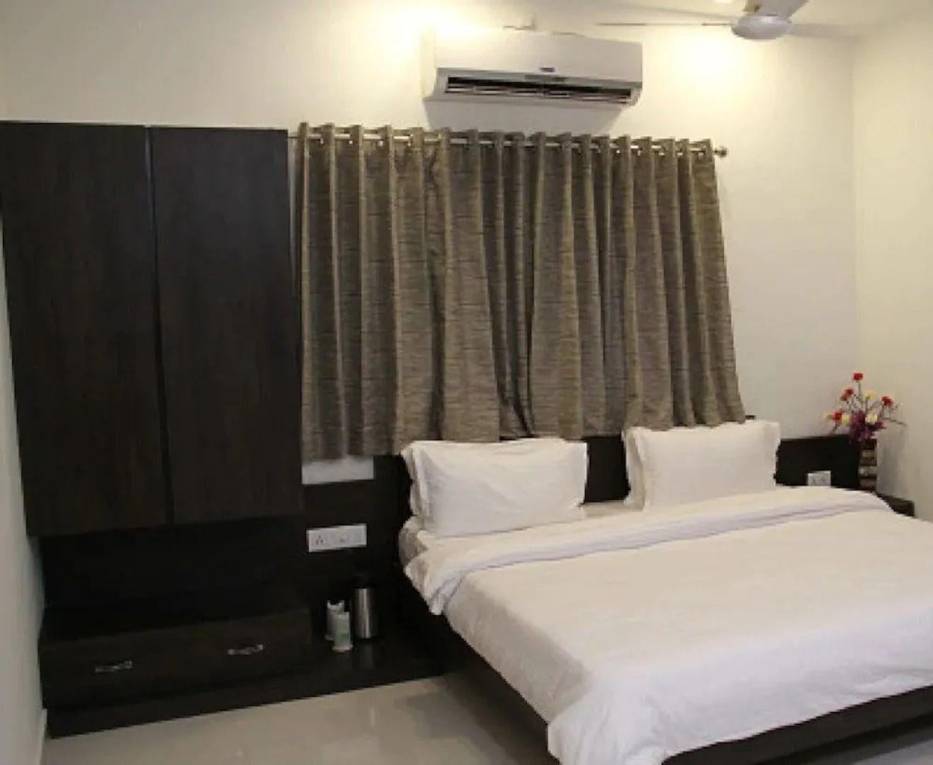 Hotel Aditya