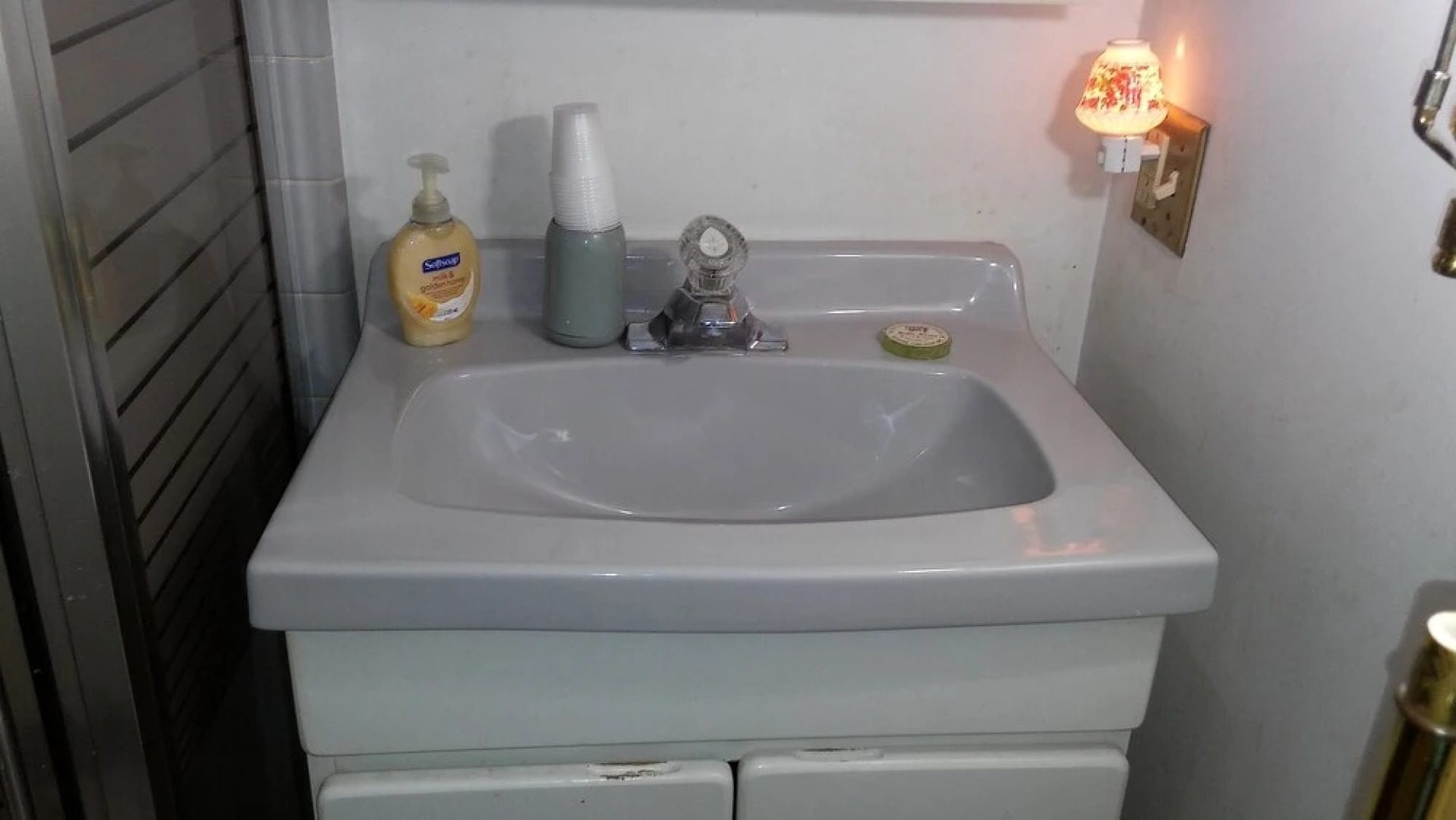 1732 Folke Stone Bed and Breakfast