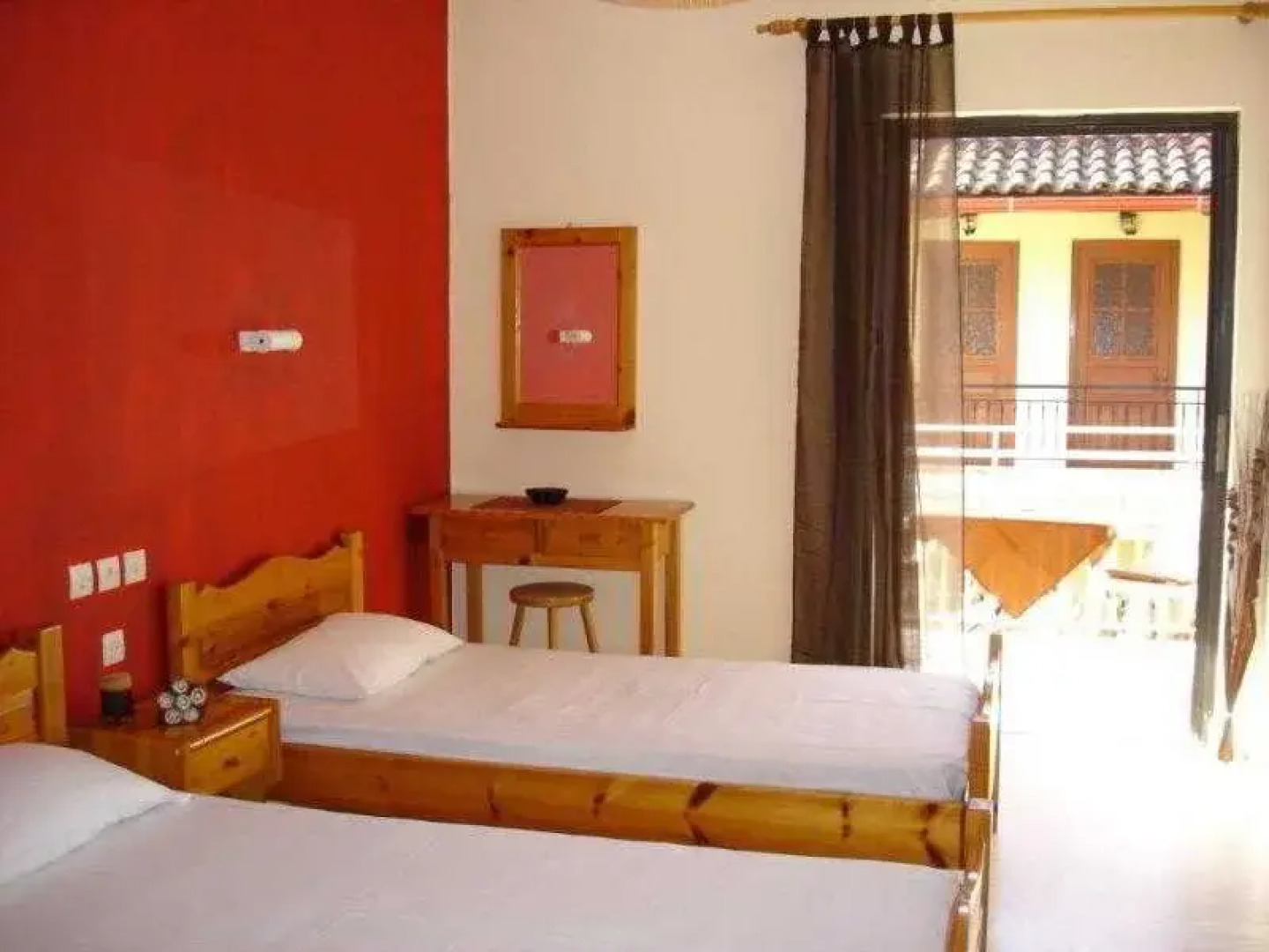 Valentinos Apartments