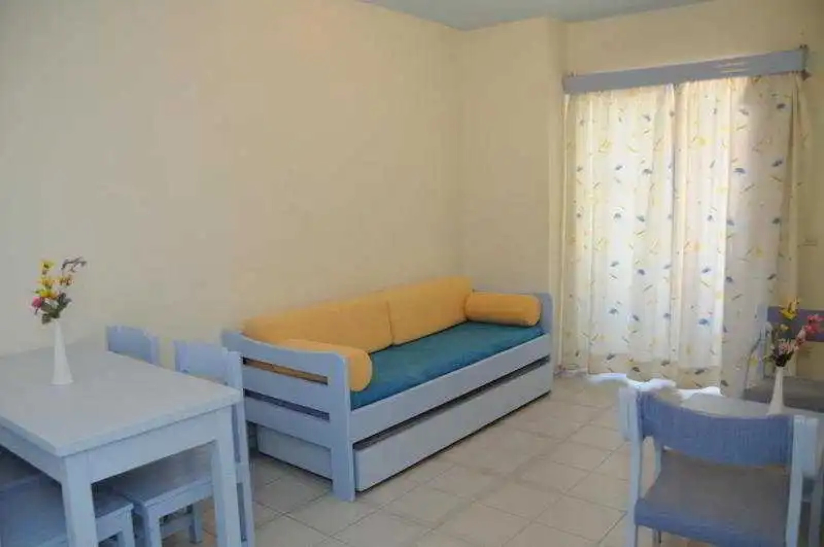 Regina Studios & Hotel