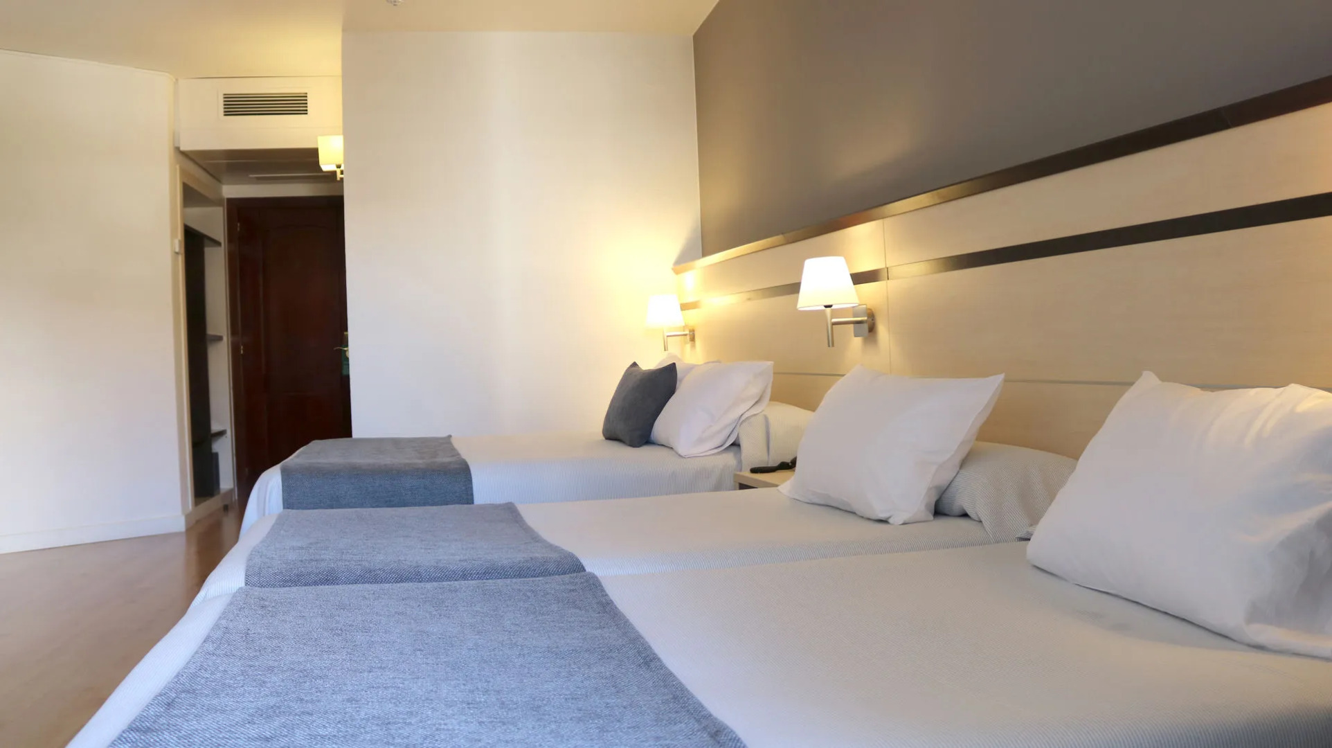 Golden Port Salou & Spa