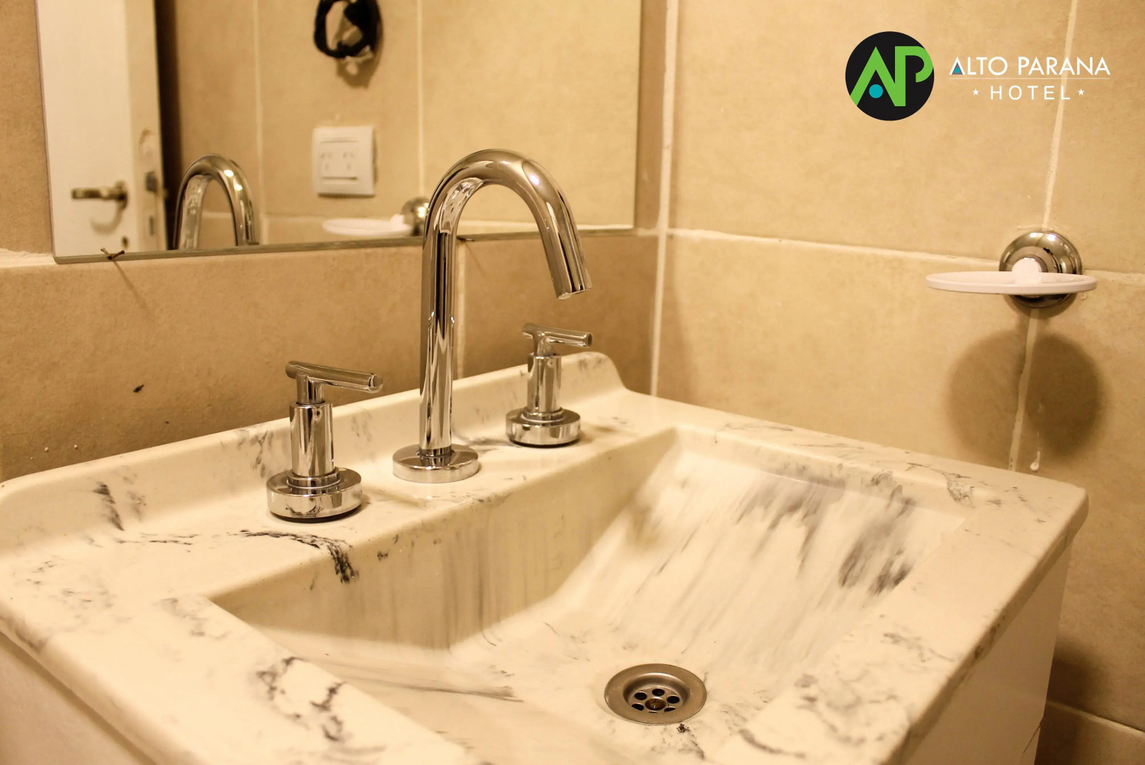 Alto Parana Hotel